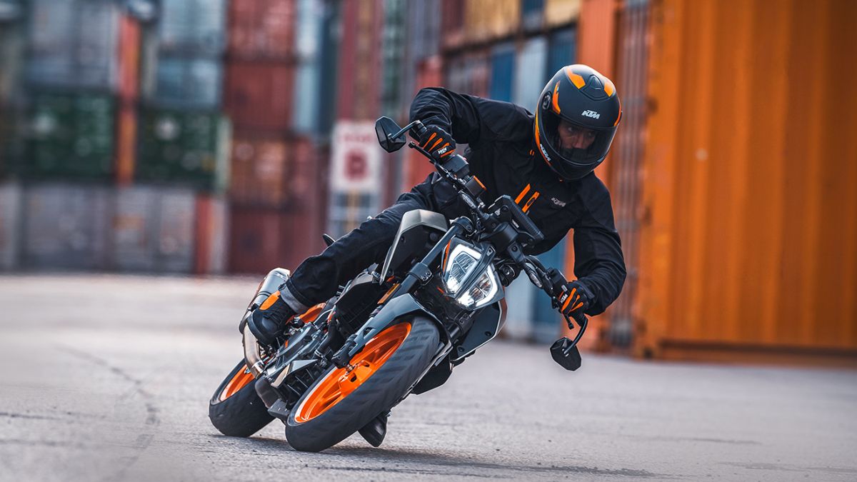 Old ktm duke online 390